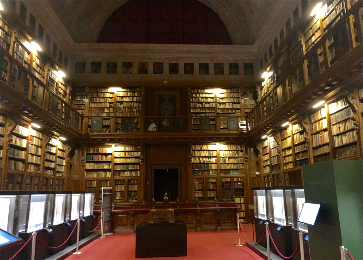 biblioteca-ambrosiana-milano
