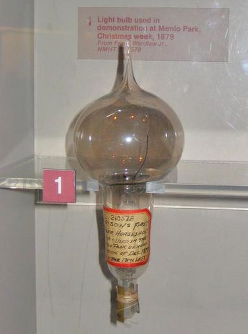edison-first-bulb