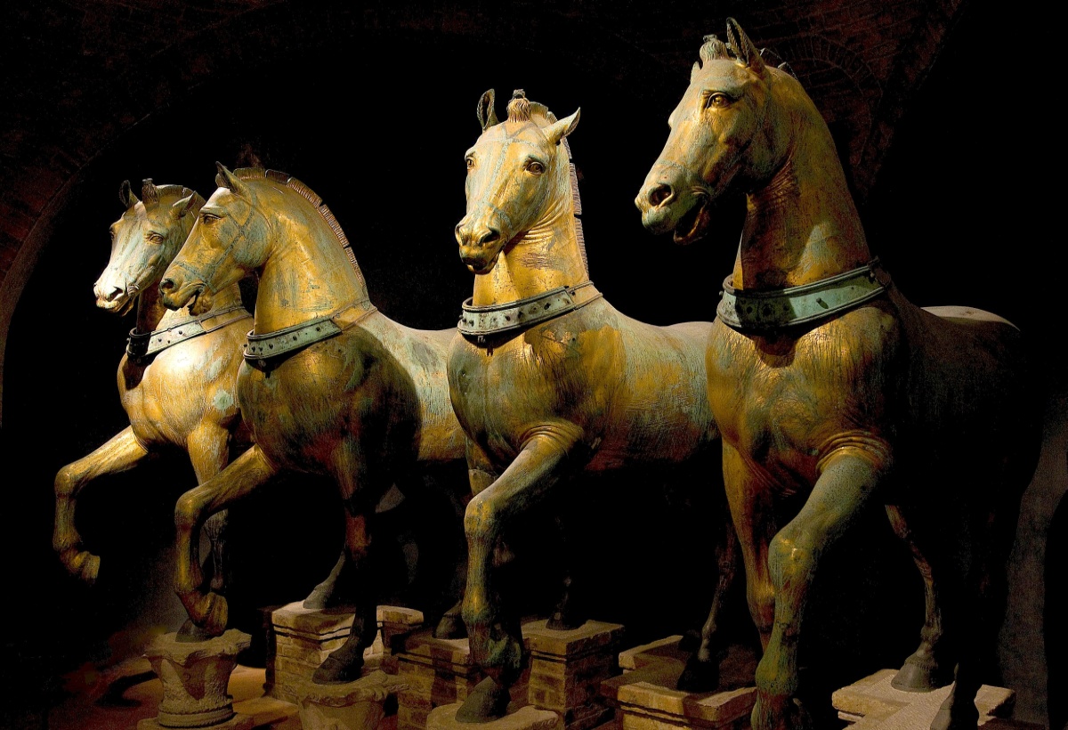 velence-szent-mark-bazilika-homlokzat-lovak