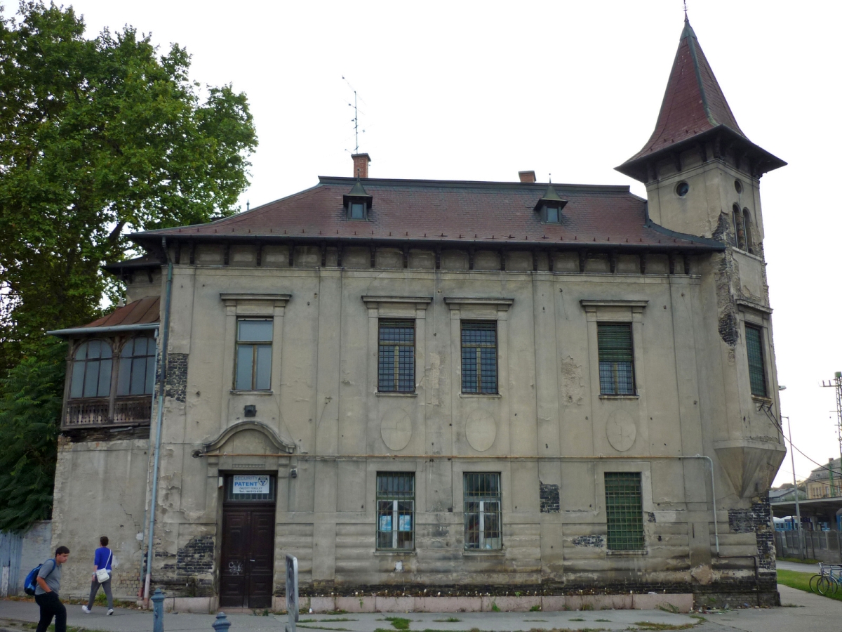 schlichter-villa-gyor