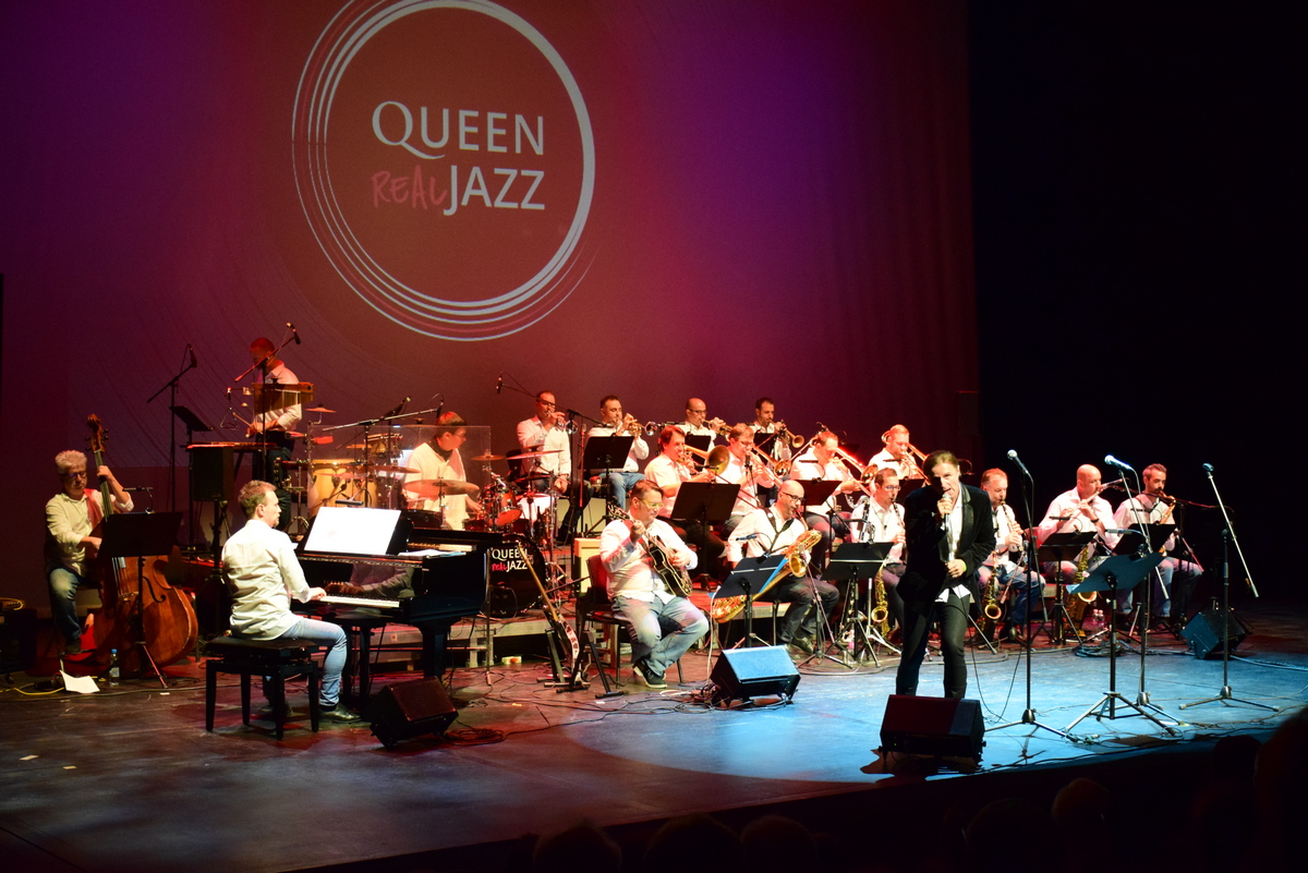 queen-real-jazz-konyvszalon