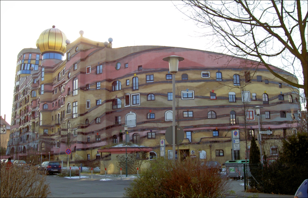 hundertwasser-waldspirale-darmstadt