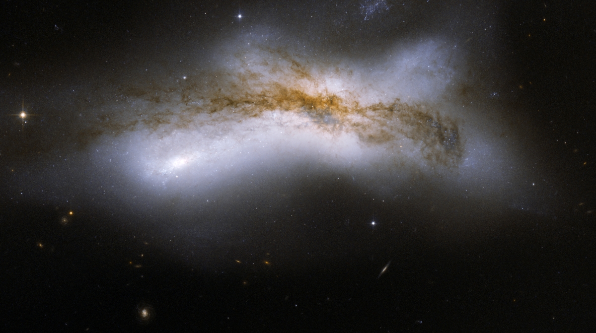 ngc520-galaxis