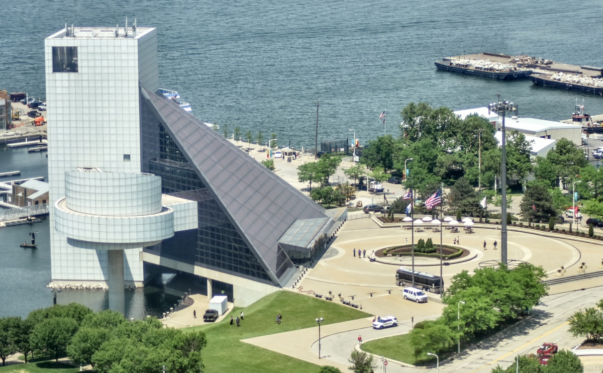 rock-and-roll-hall-of-fame-and-museum