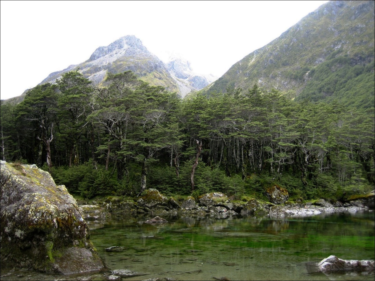 blue-lake-uj-zeland