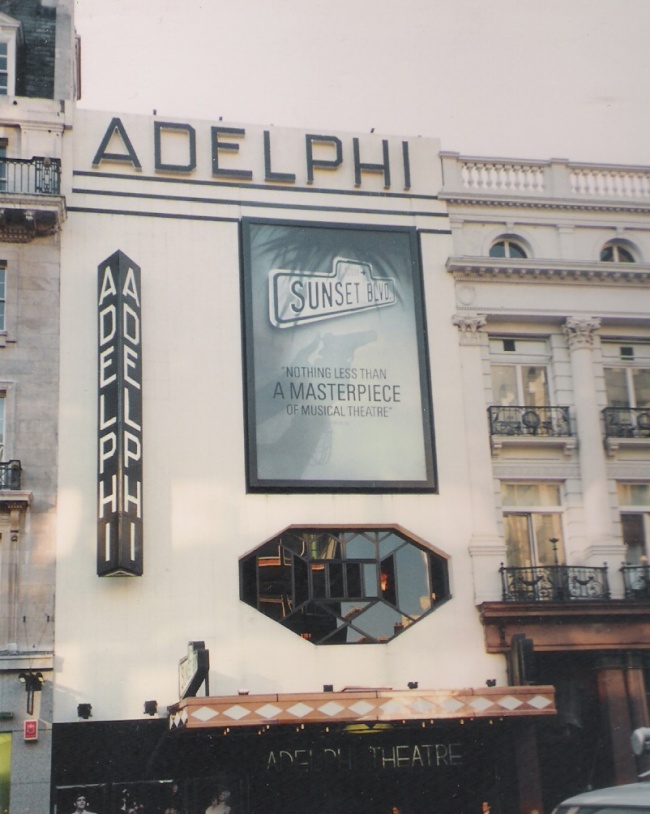 adelphi-theater-sunset-boulevard