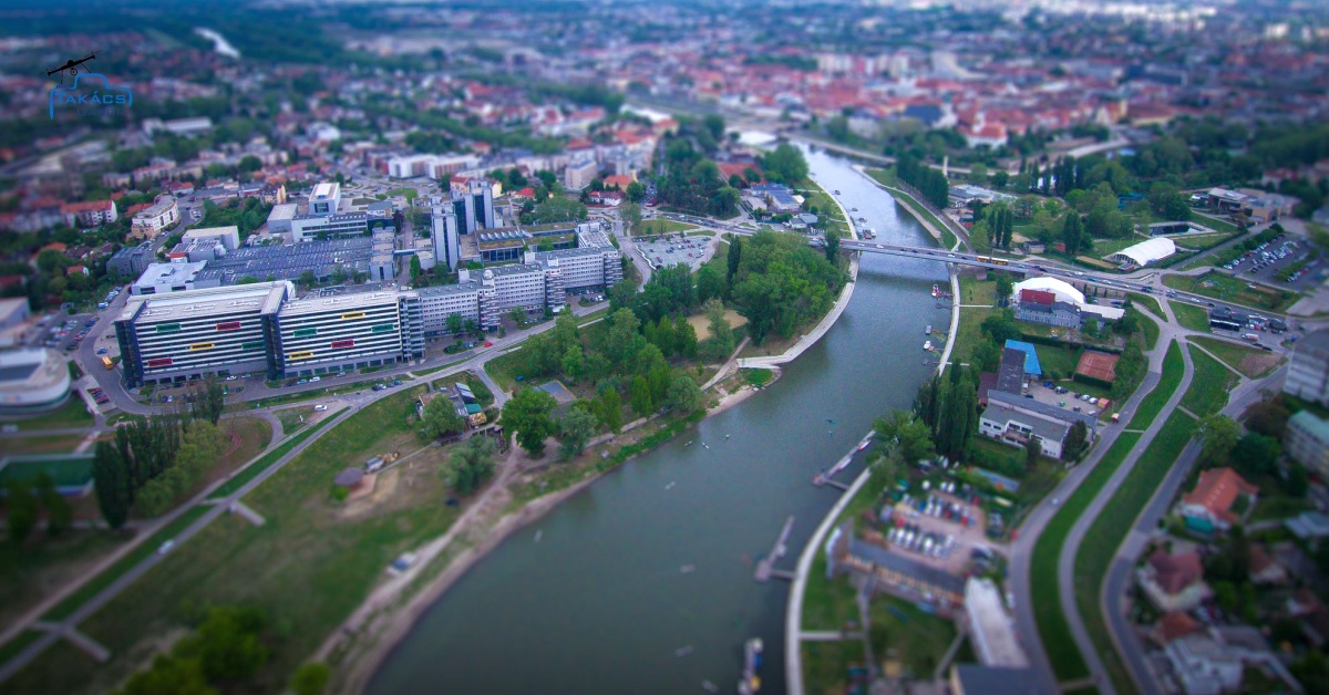 szechenyi-istvan-egyetem