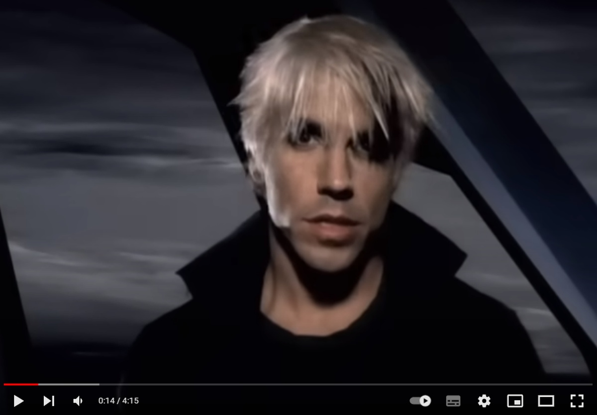red-hot-chili-peppers-californiacation