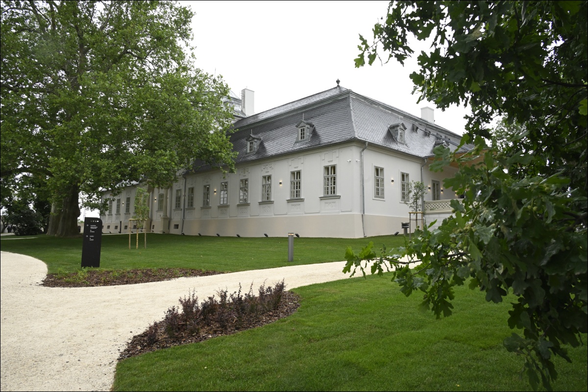 geszt-tisza-kastely