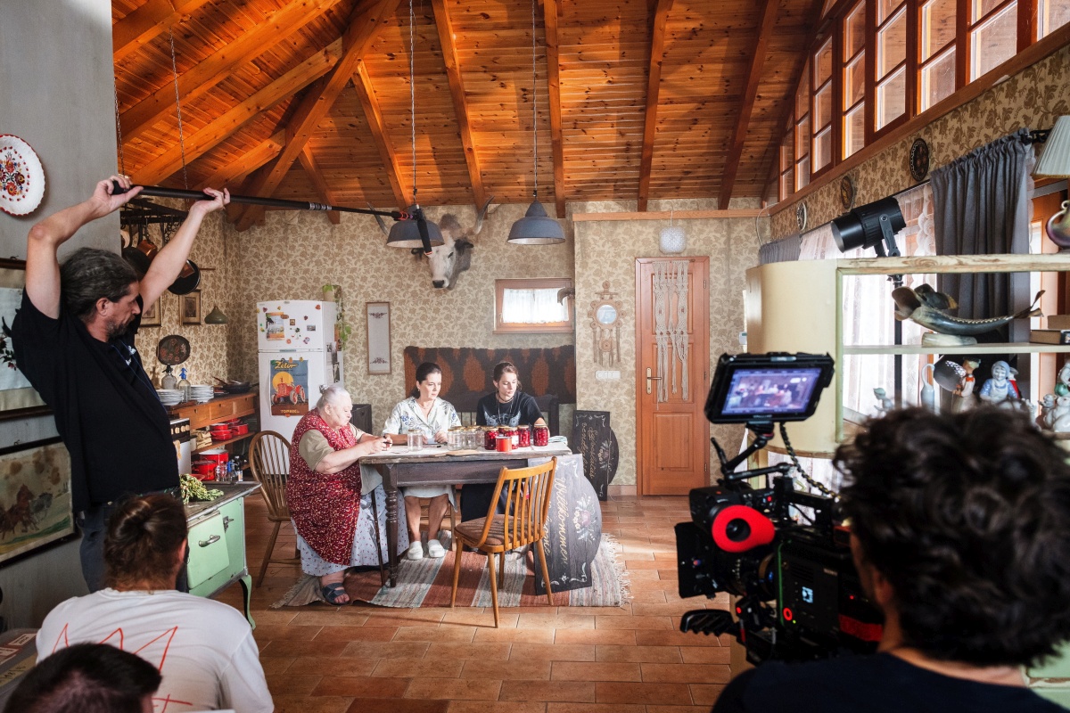 vanya-bacsi-buborekkeringo-tevefilm-werk