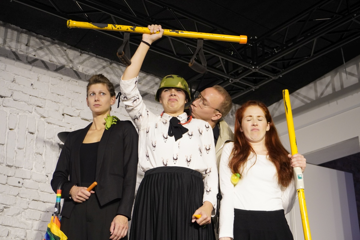 bocs-hogy-elek-rev-szinhaz