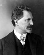 01-Alfons_Mucha.jpg