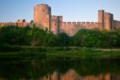 06_pembroke_castle.jpg