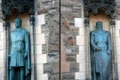 04_robertbruce_and_williamwallace_edinburgh.jpg