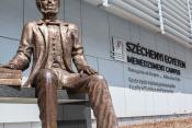 Széchenyi Egyetem szoboravatás