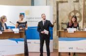 Jugend debattiert international