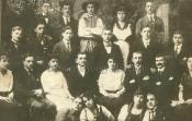 A Nagykanizsai Fűtőházi Kézművesek Önsegélyező és Önképző Egyesületének színjátszói 1918-ban