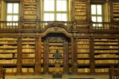 Girolamini Könyvtár Nápoly