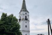 Tarpa - a református templom impozáns tornya