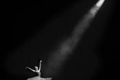 Dancing light