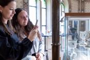 Herendi porcelánkiállítás Széchenyi-egyetem zsinagóga