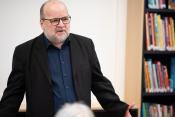 Könyvtáravatás Harkán 16