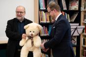 Könyvtáravatás Harkán 21